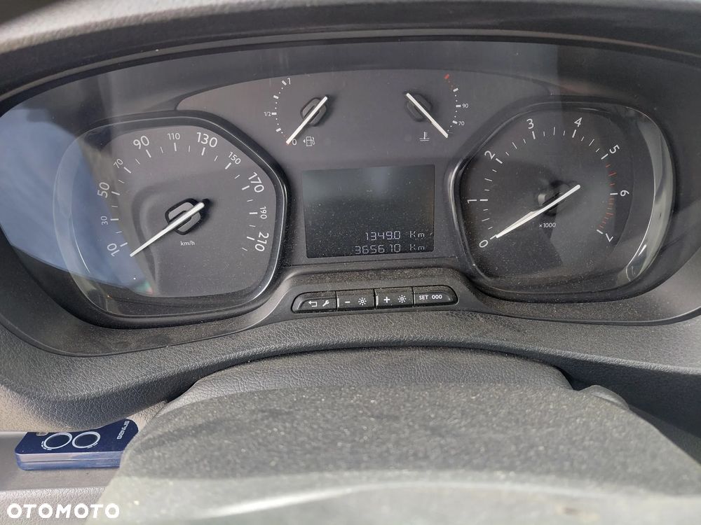 Peugeot EXPERT - 6