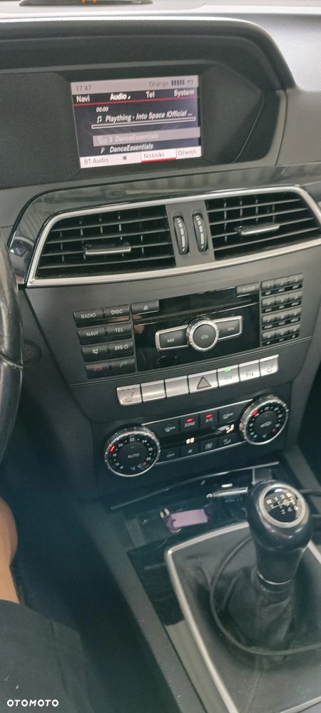 Mercedes-Benz Klasa C 180 CDI DPF (BlueEFFICIENCY) Avantgarde - 6