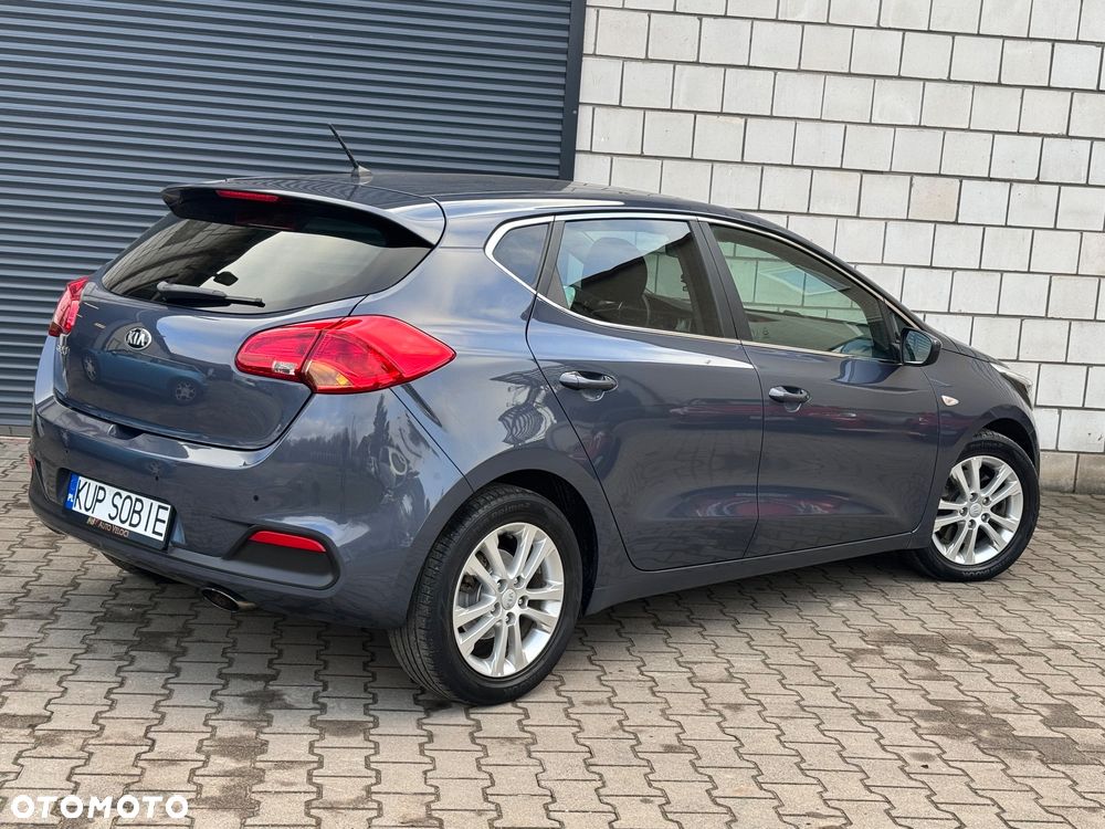 Kia Ceed 1.6 GDI Spirit - 13