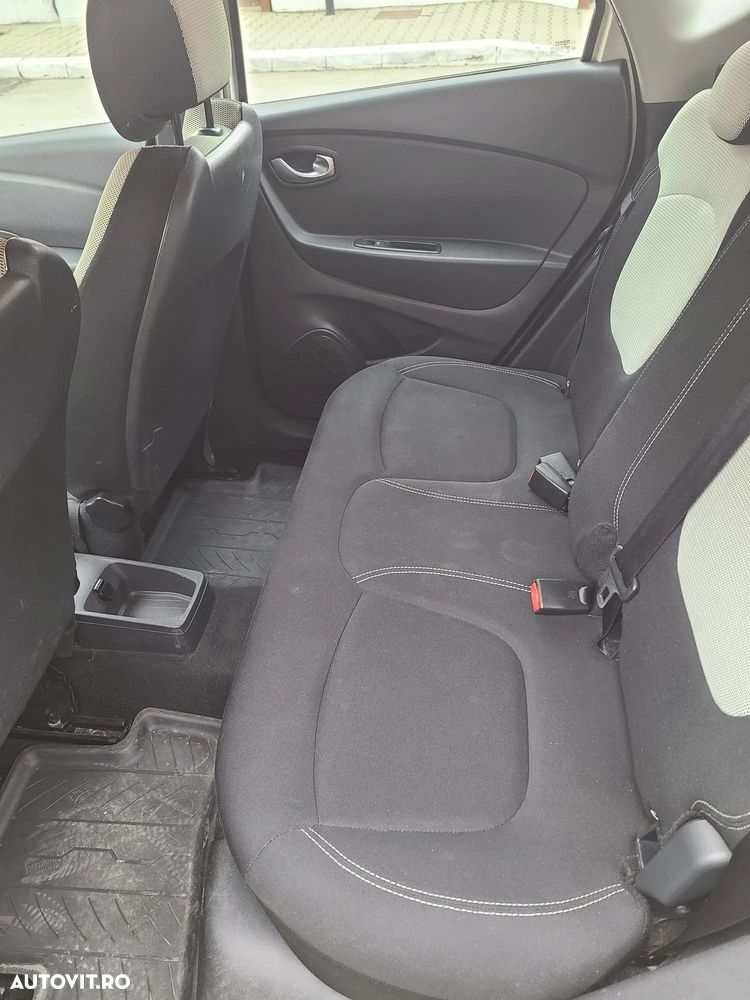 Renault Captur TCe 90 Zen - 17