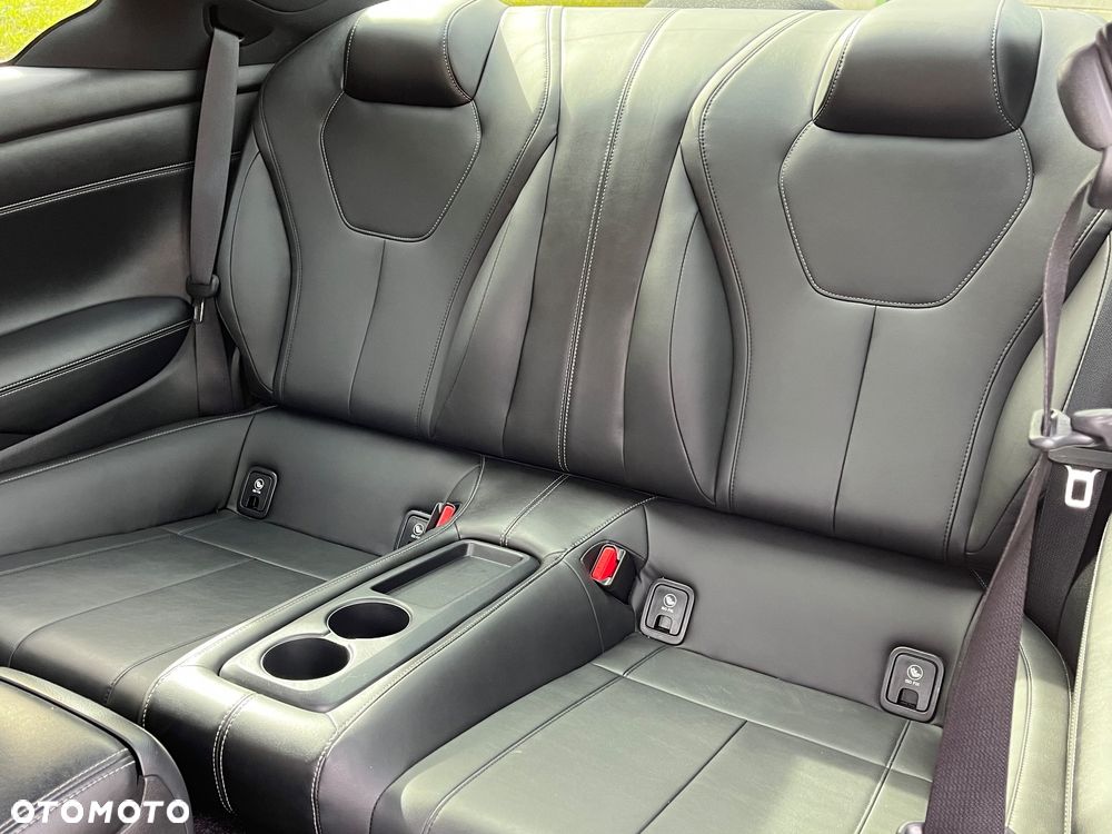 Infiniti Q60 2.0t Premium - 13