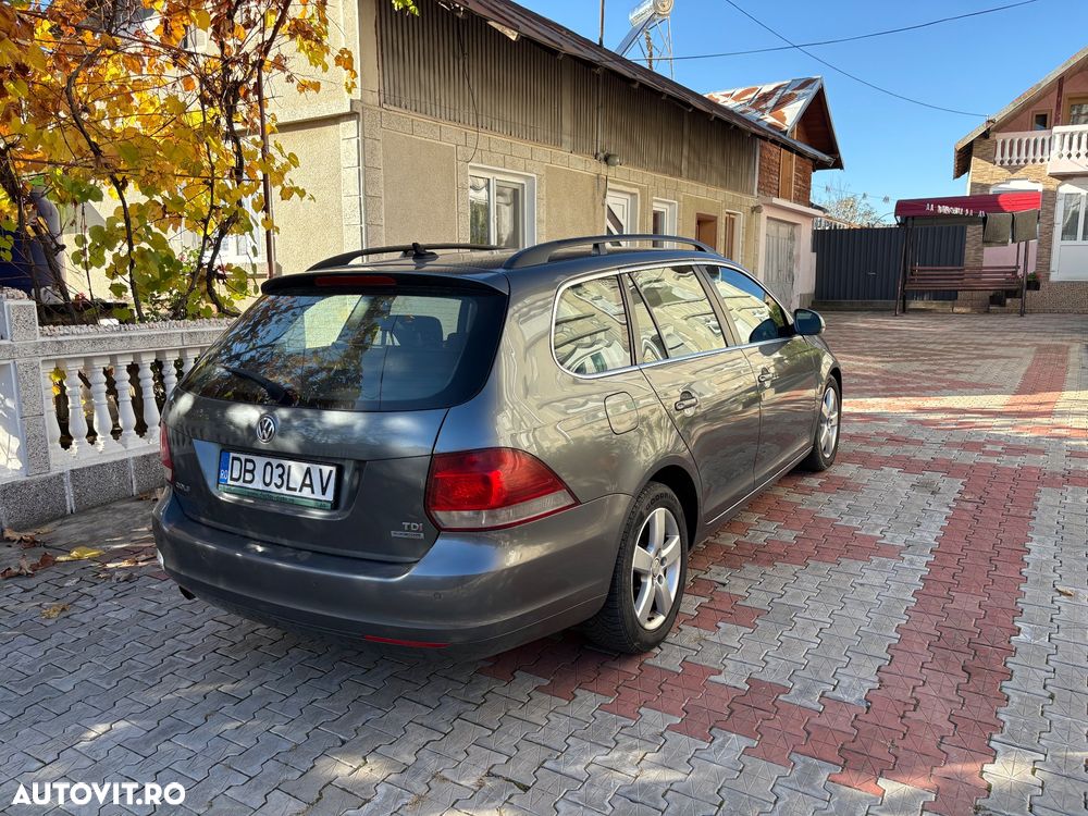 Volkswagen Golf - 4