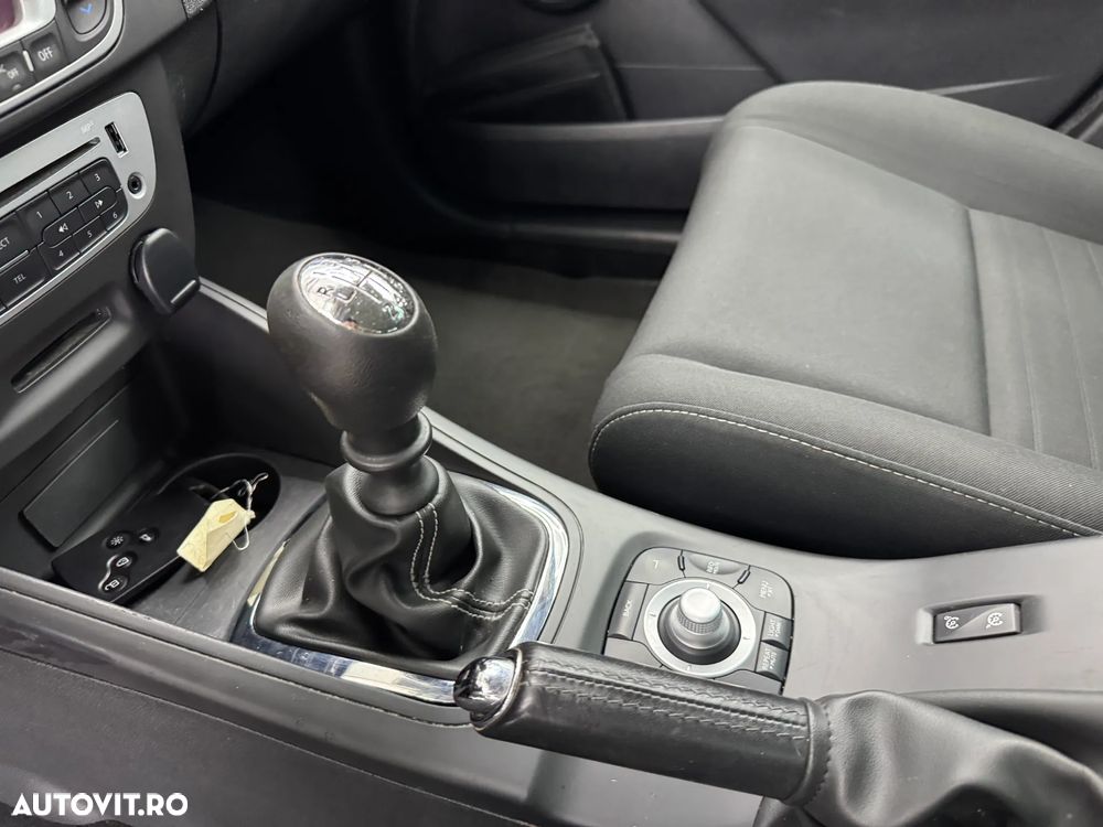 Renault Megane ENERGY dCi 110 Start & Stopp LIMITED - 22