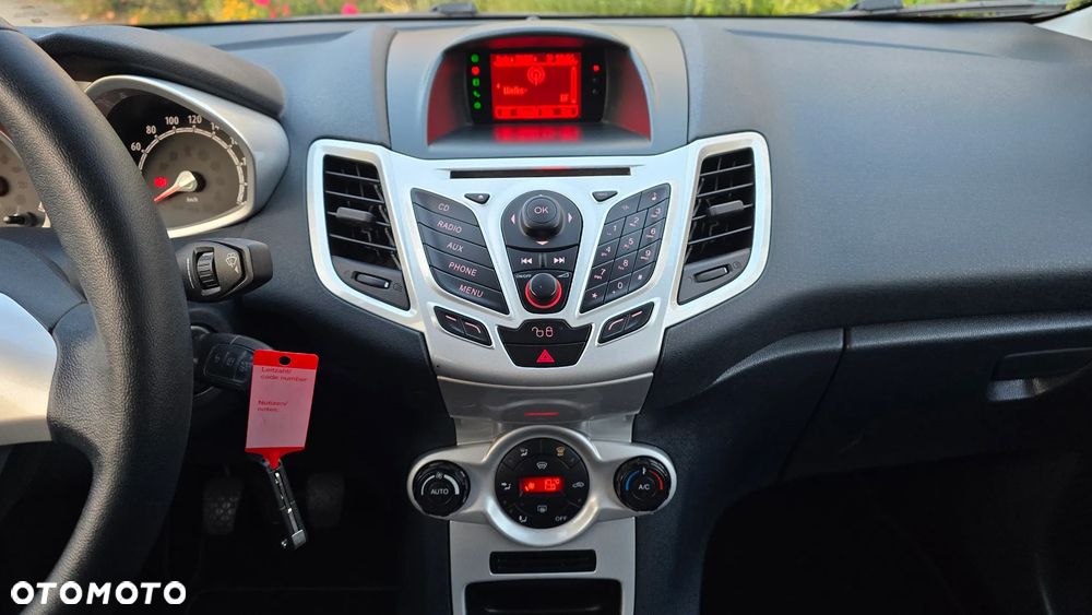 Ford Fiesta - 16