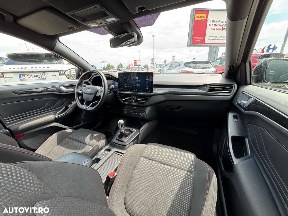 Ford Focus 1.0 EcoBoost MHEV ST-Line - 9