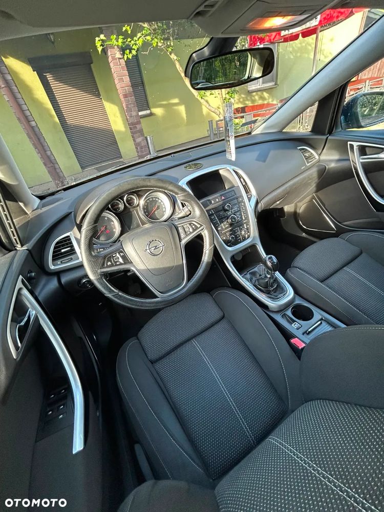 Opel Astra 1.7 CDTI - 10