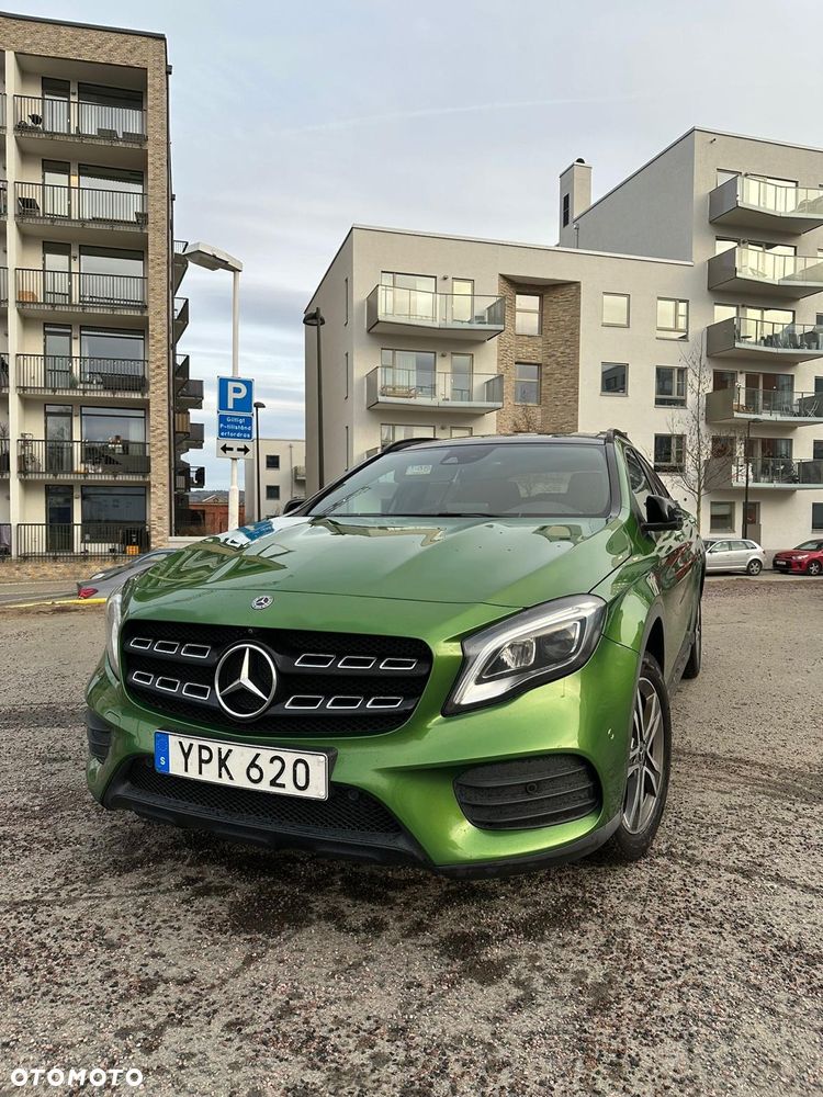 Mercedes-Benz GLA 250 4Matic 7G-DCT AMG Line - 13