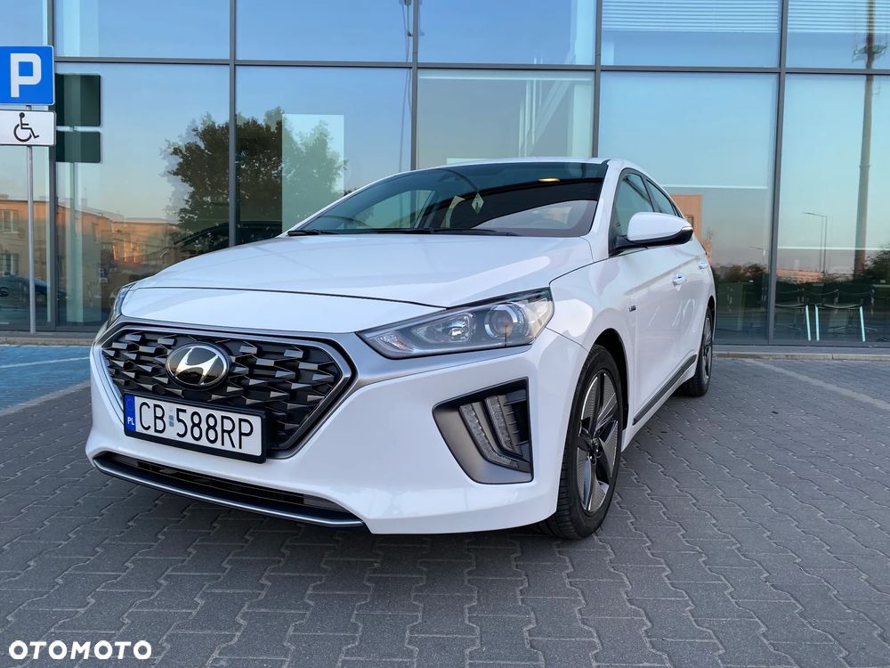 Hyundai IONIQ - 2