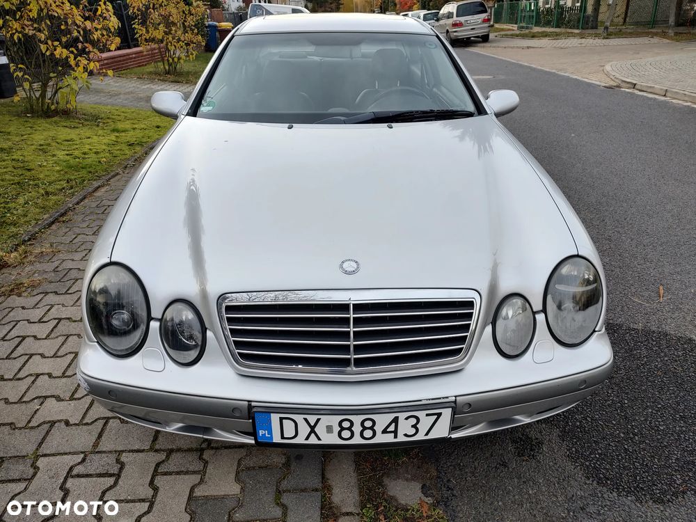 Mercedes-Benz CLK - 3