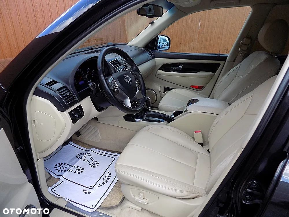 SsangYong/KGM Rexton - 5