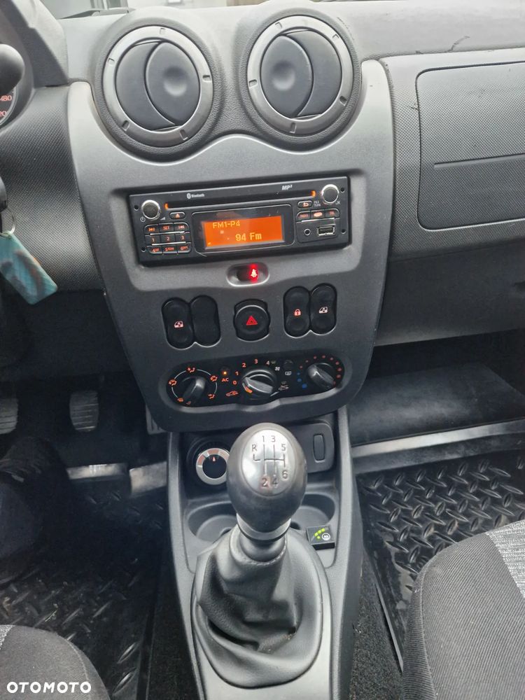 Dacia Duster 1.6 16V 105 4x4 Laureate - 13