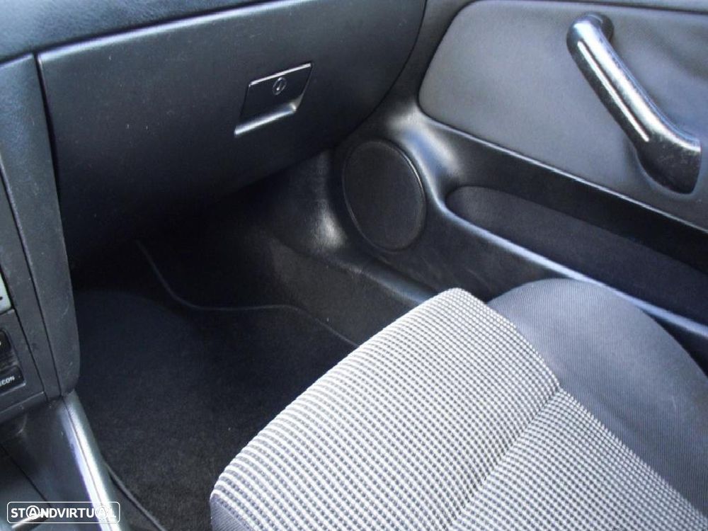 VW Golf 1.9 TDi 4M Highline - 3