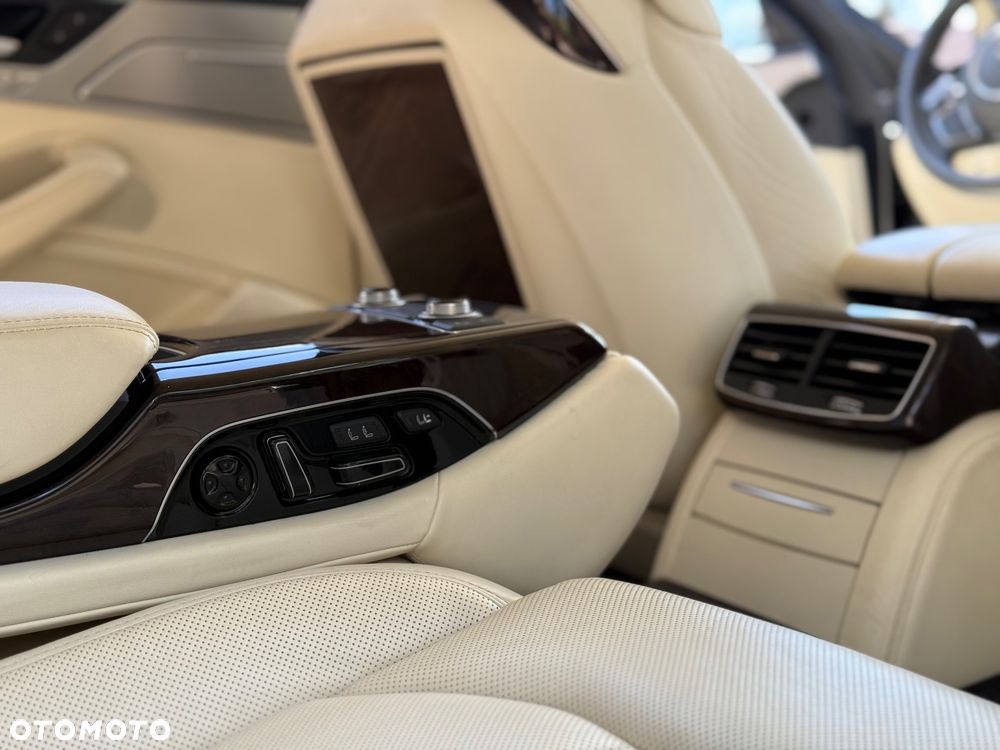 Audi A8 4.2 TDI L Quattro - 8