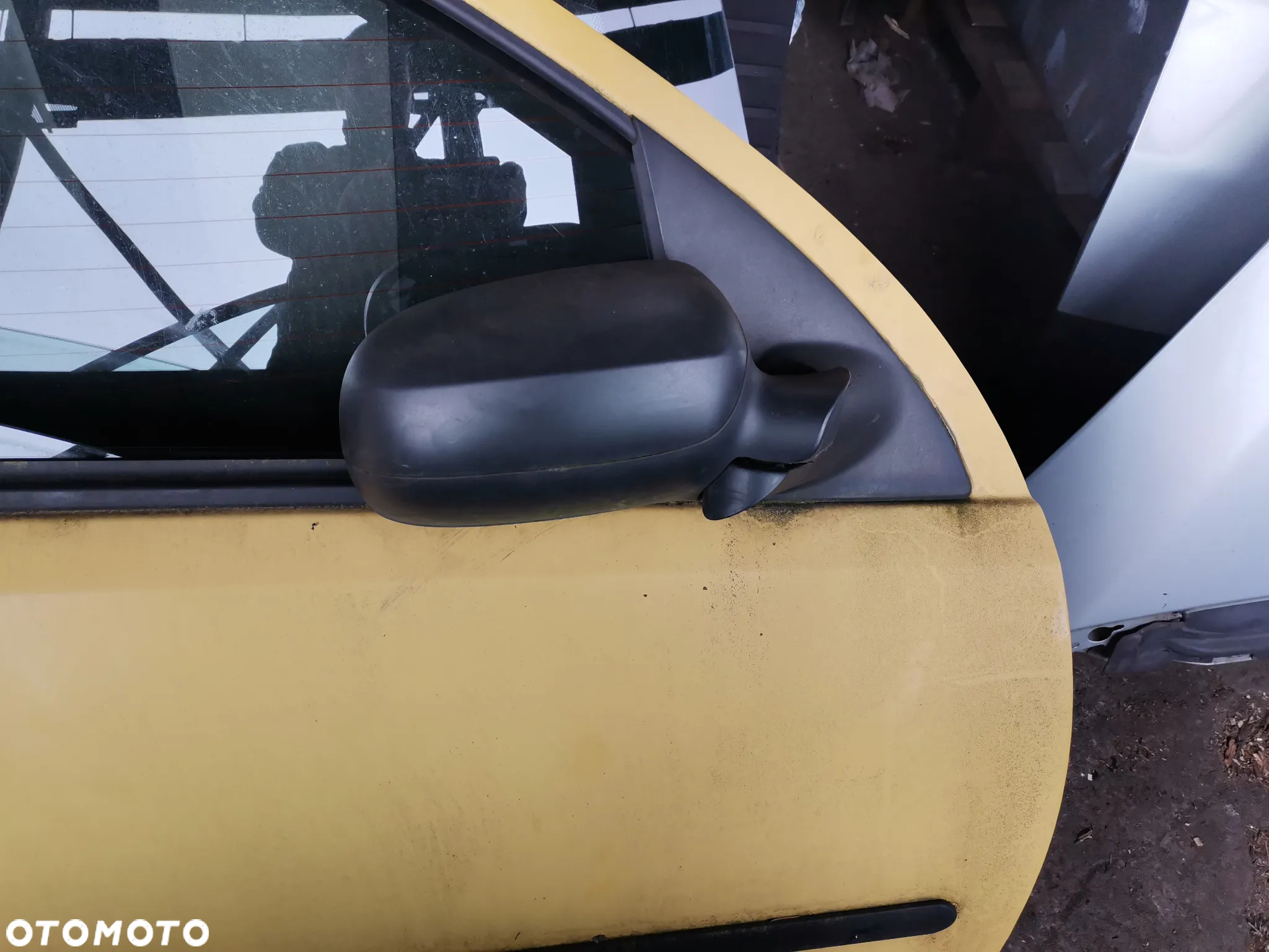 LUSTERKO  PRAWE CORSA C - 3