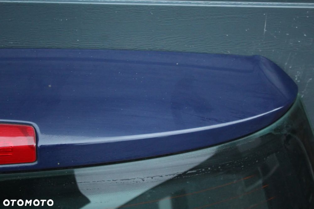 KLAPA BAGAŻNIKA OPEL ASTRA H KOMBI Y20Z - 2