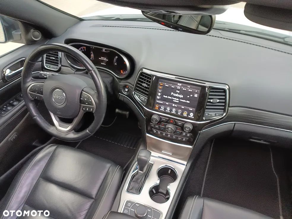 Jeep Grand Cherokee - 9