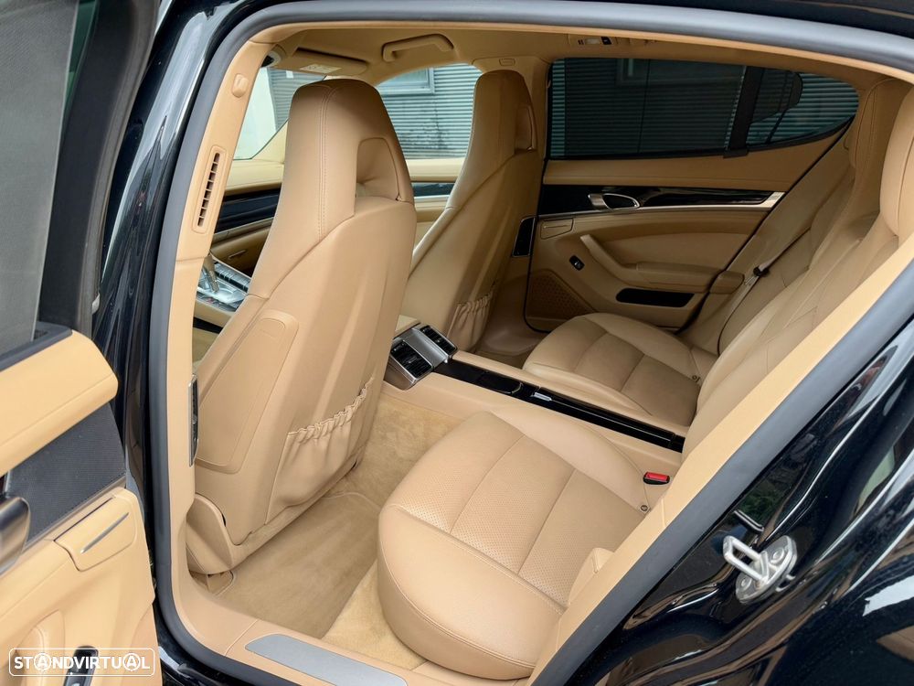 Porsche Panamera Edition - 21