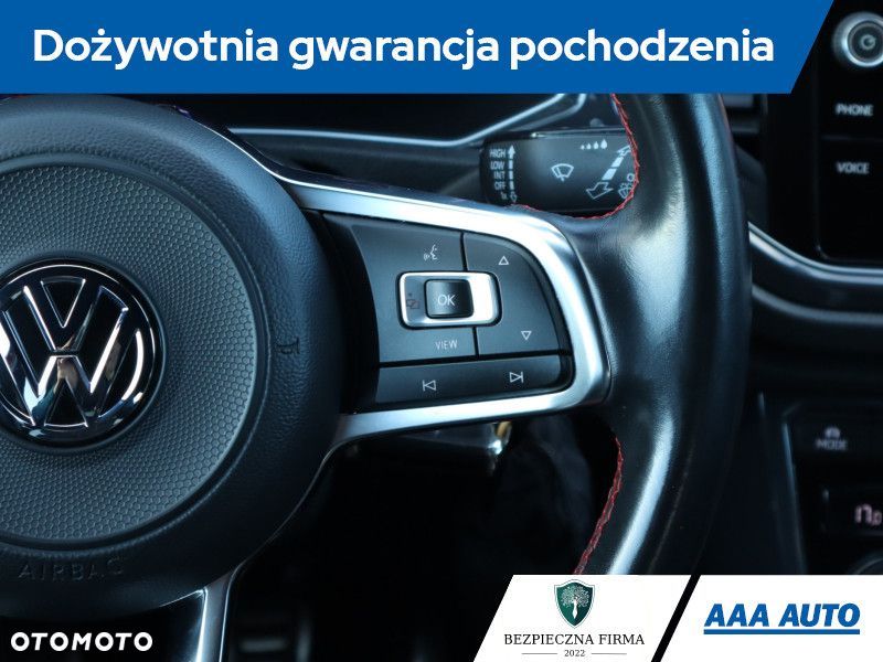 Volkswagen T-Roc - 23