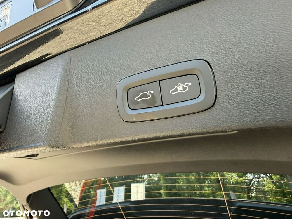 Volvo XC 40 - 23
