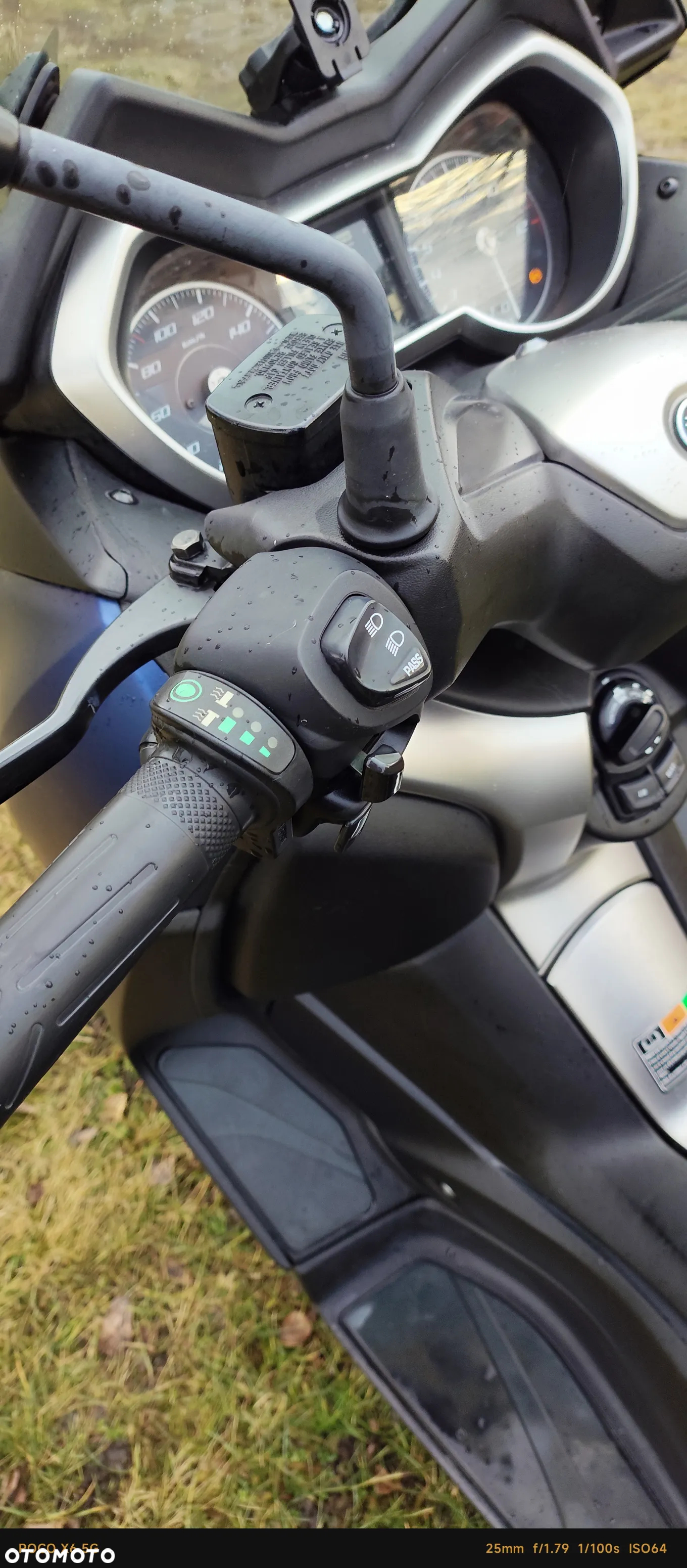 Yamaha X-max - 5