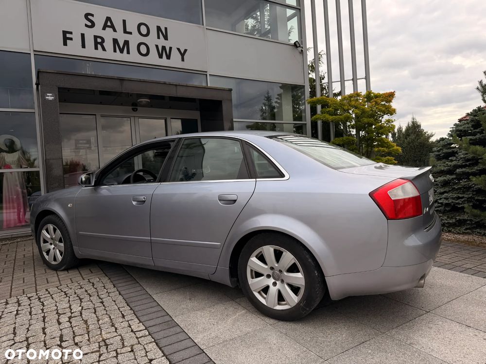 Audi A4 Limousine 1.8T - 22