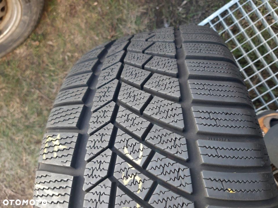 225/45/17 Continental Contiwinter TS830p SSR - 2