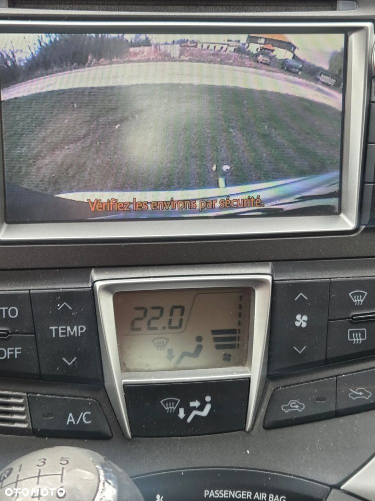 Toyota Yaris Verso 1.4 D-4D Sol - 11