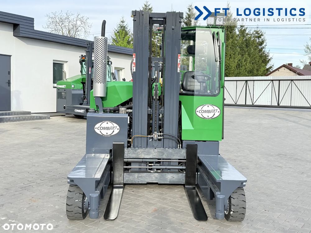 Combilift WÓZEK CZTEROKIERUNKOWY - WIELOKIERUNKOWY | COMBILIFT C3000 | DIESEL | TRIPLEX 5600MM | POZYCJONER WIDEL | WOLNY SKOK | NOWE OPONY | PO SERWISIE | STAN IDEALNY | Szeroka oferta wózków czterokierunkowych i bocznych, dopasowanych do różnorodnych potrzeb i zastosowań - 6