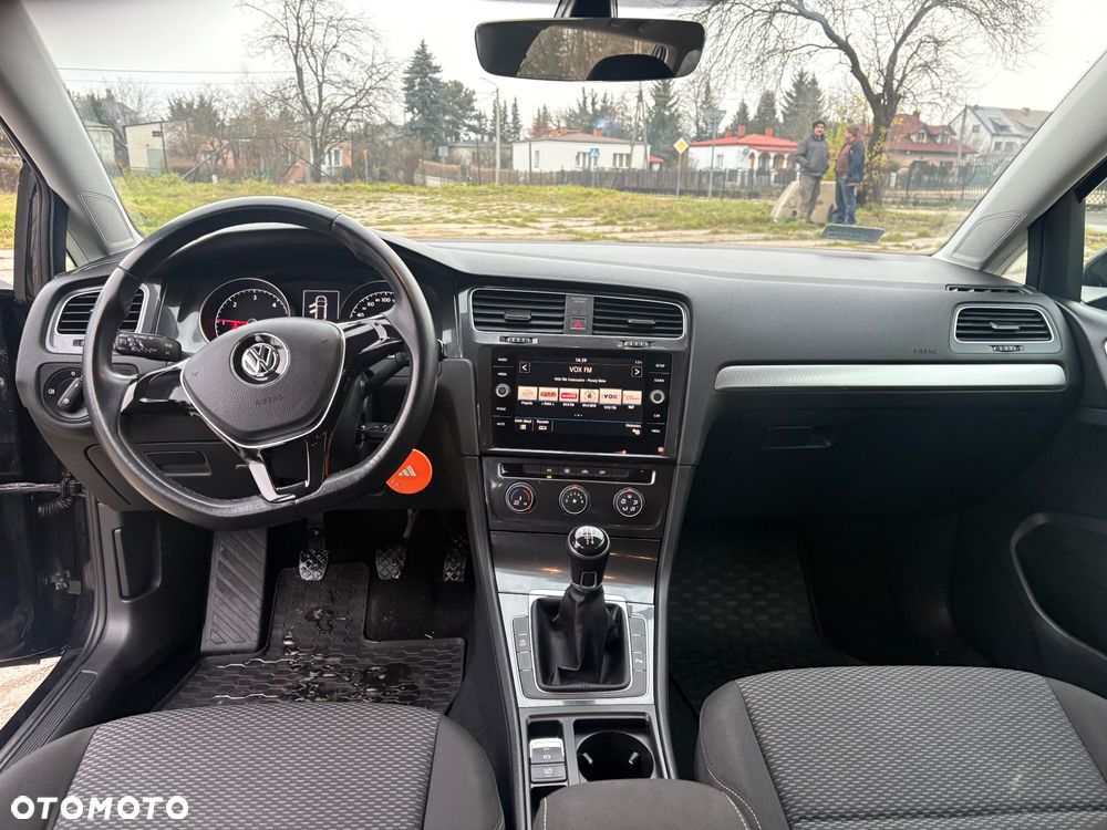 Volkswagen Golf 1.6 TDI BMT Comfortline - 17