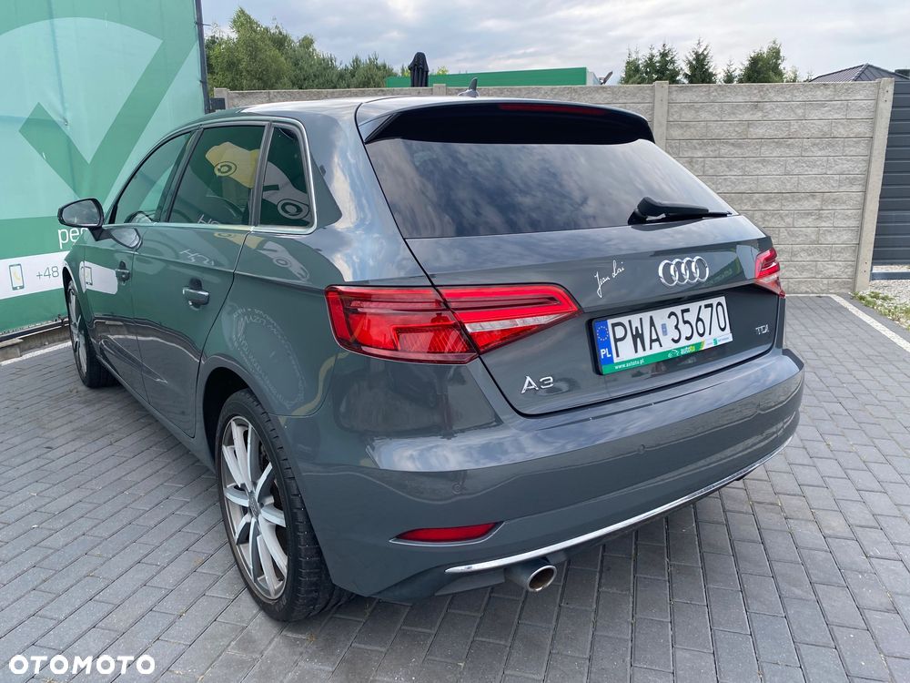 Audi A3 Sportback 1.6 TDI ultra Attraction - 3