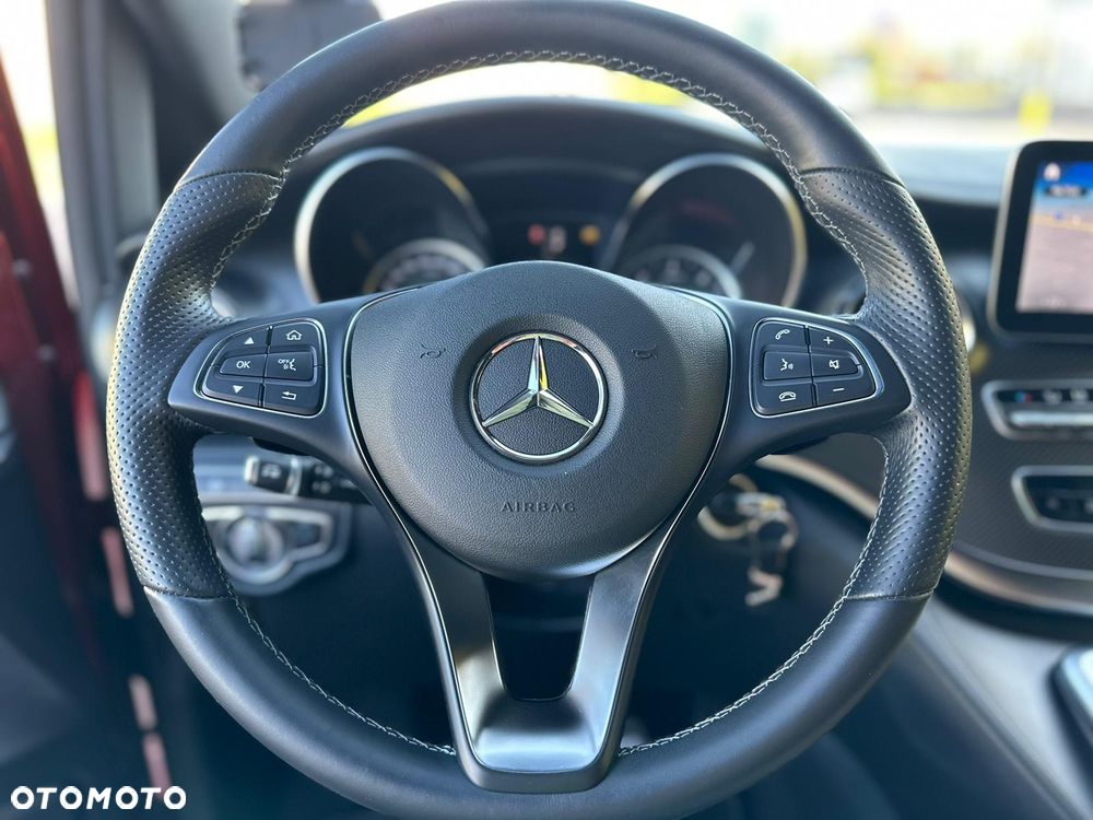 Mercedes-Benz Klasa V 250 d Avantgarde 9G-Tronic (d³ugi) - 12