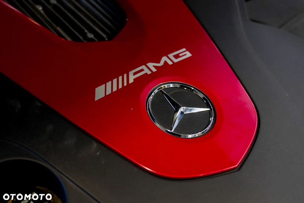 Mercedes-Benz Klasa C AMG 43 4Matic 9G-TRONIC - 14