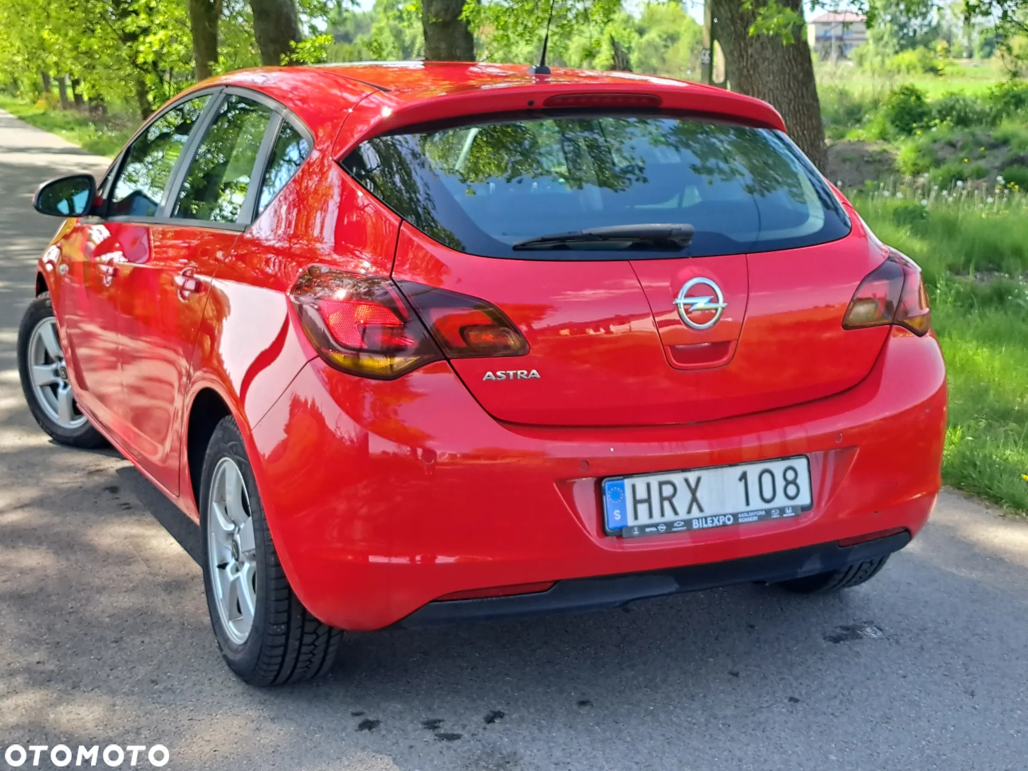 Opel Astra 1.6 Sport - 11