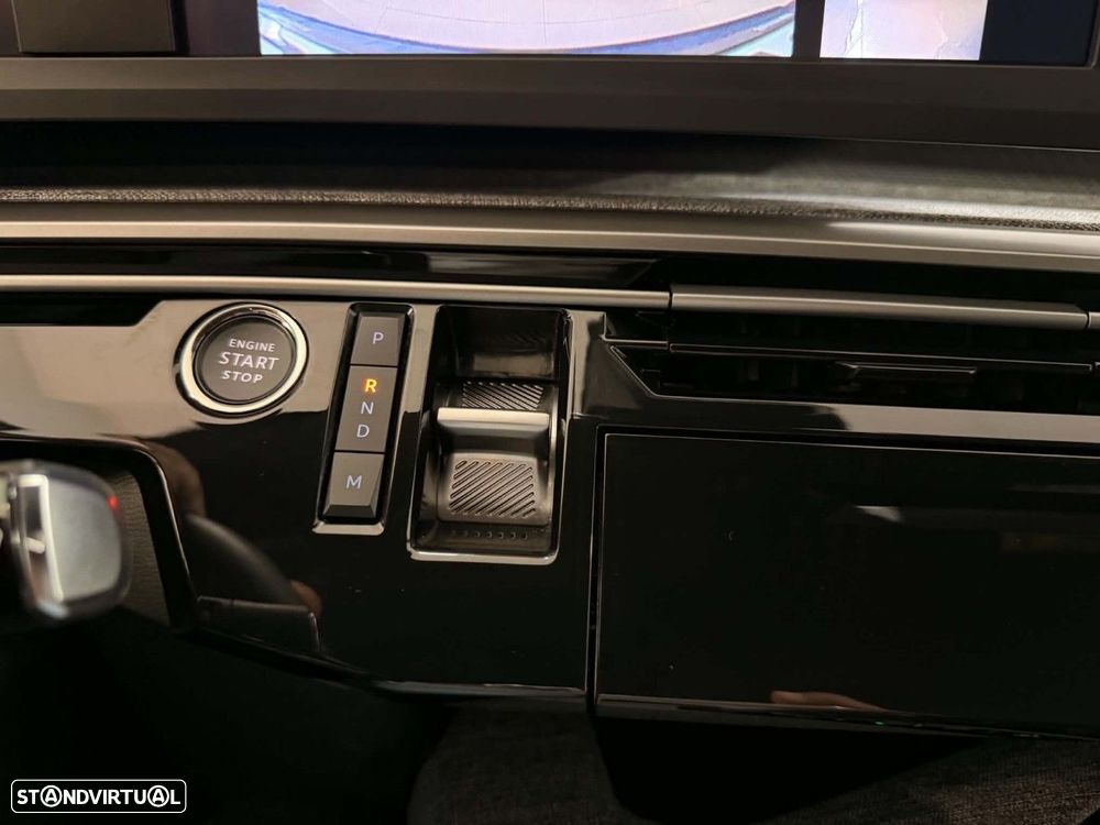Peugeot 3008 1.2 Hybrid Allure e-DCS6 - 17