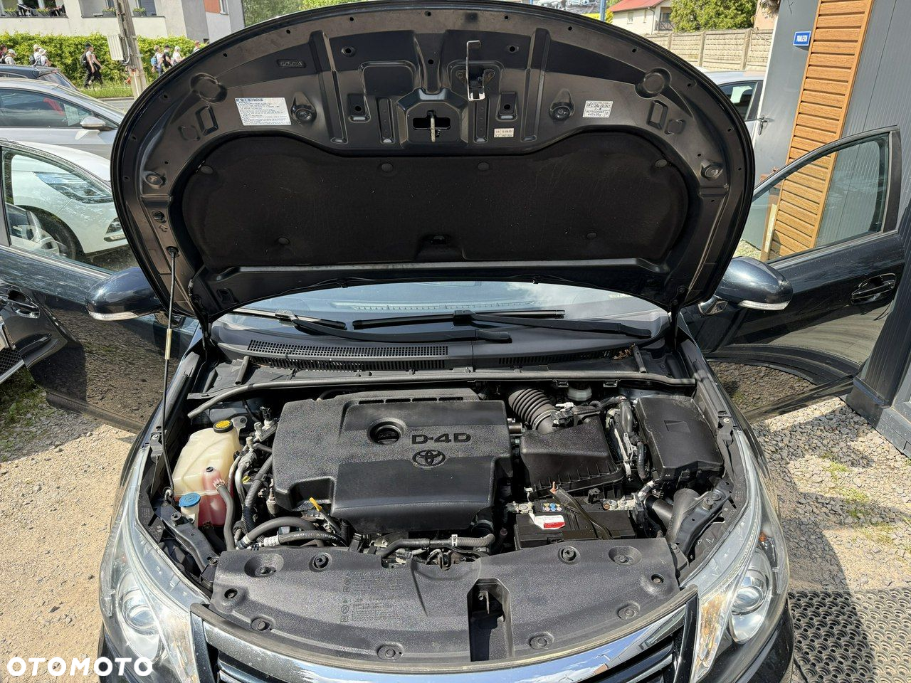 Toyota Avensis - 26