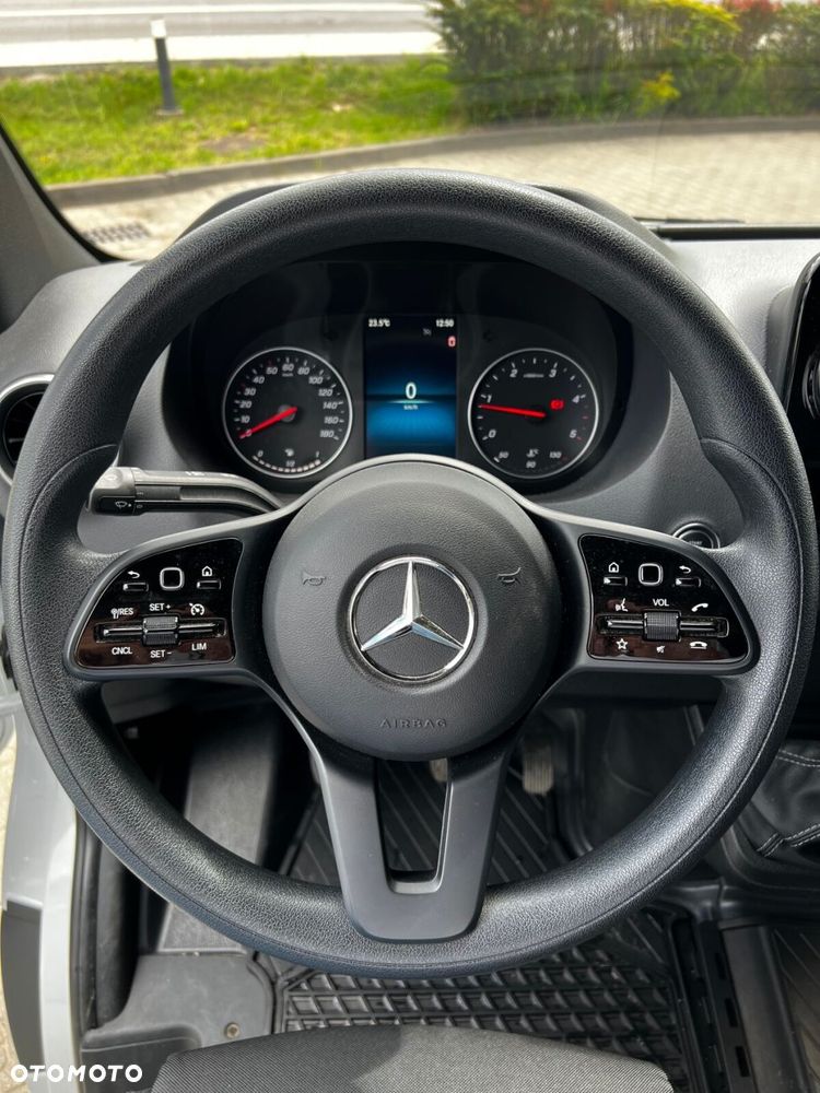 Mercedes-Benz Sprinter Furgon - 12