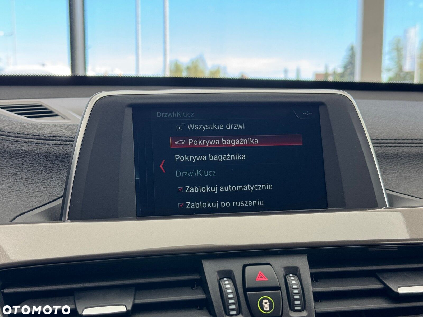 BMW X1 sDrive18i xLine - 33