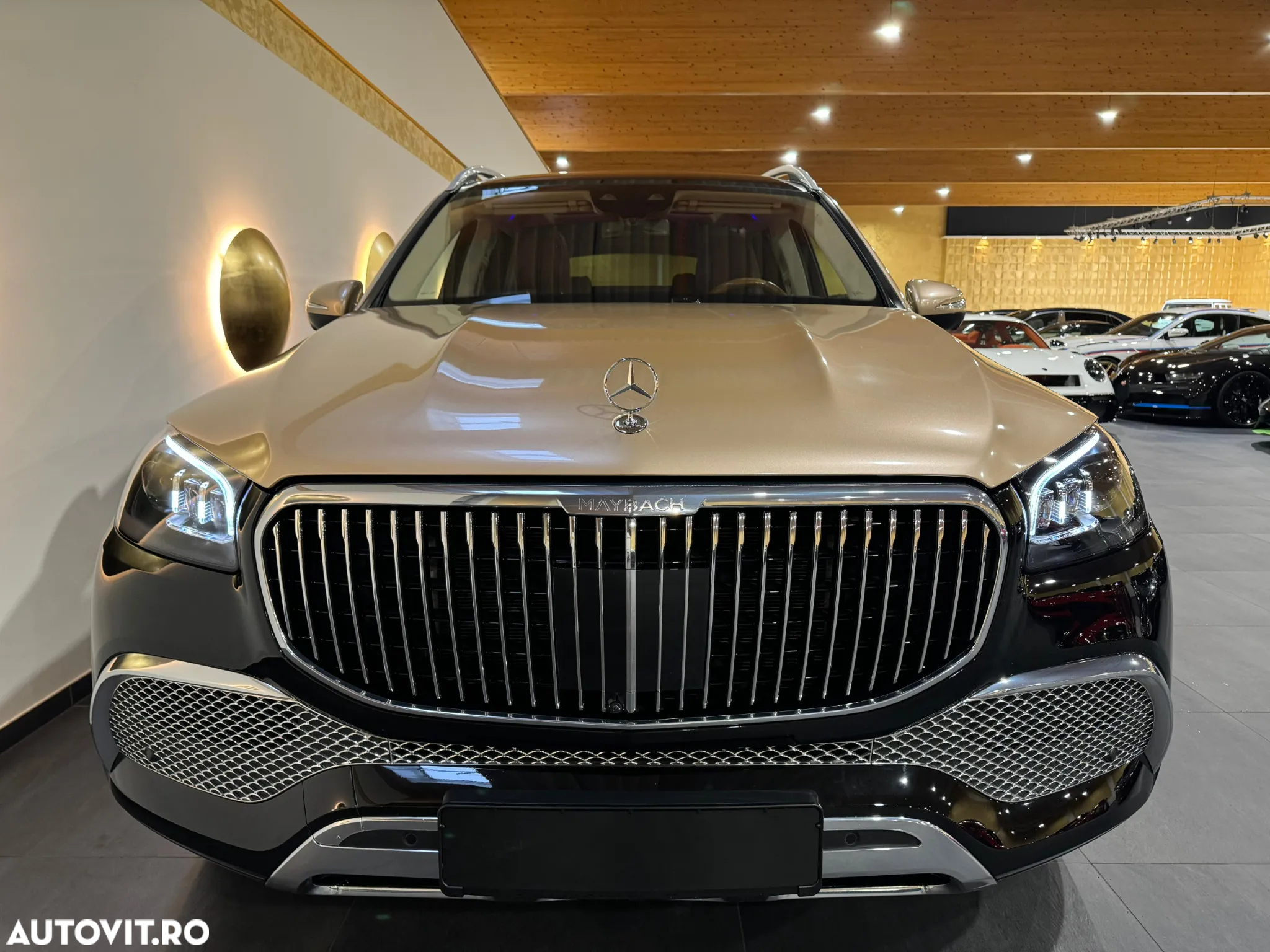 Mercedes-Benz GLS Maybach 600 4Matic 9G-TRONIC - 2