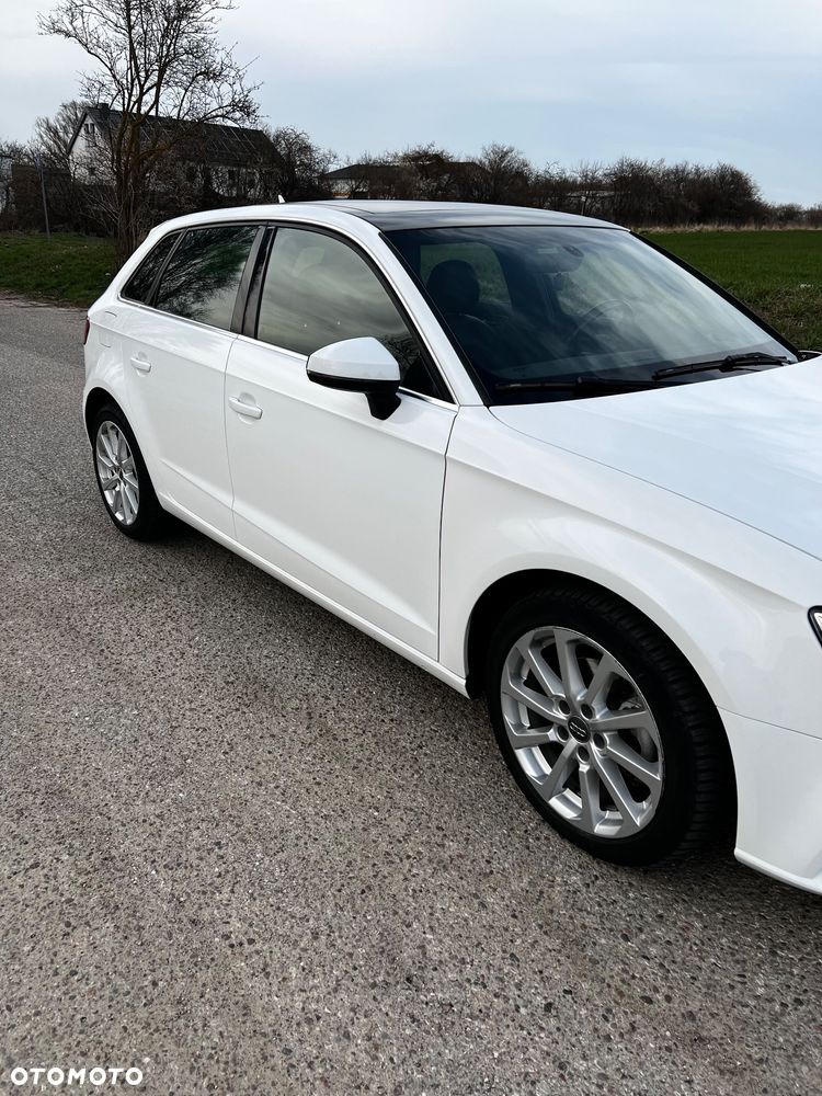 Audi A3 Sportback - 11