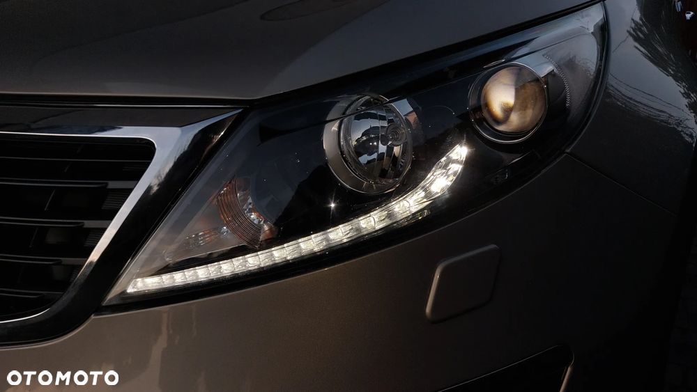 Kia Sportage 2.0 CRDI 4WD Dream-Team Edition - 5