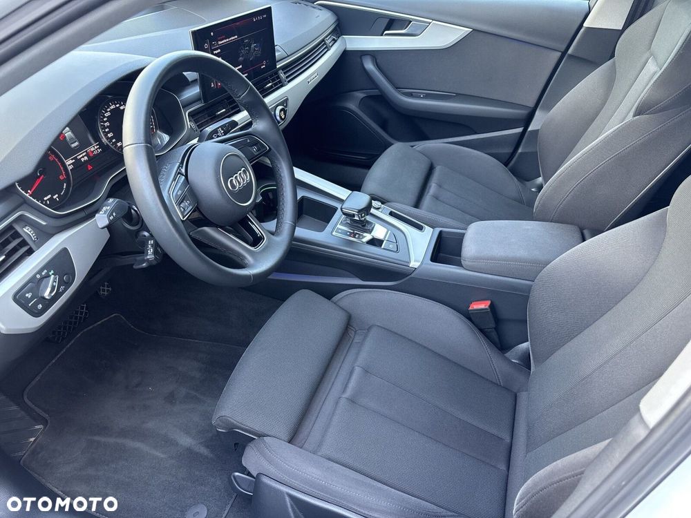 Audi A4 Limousine - 18
