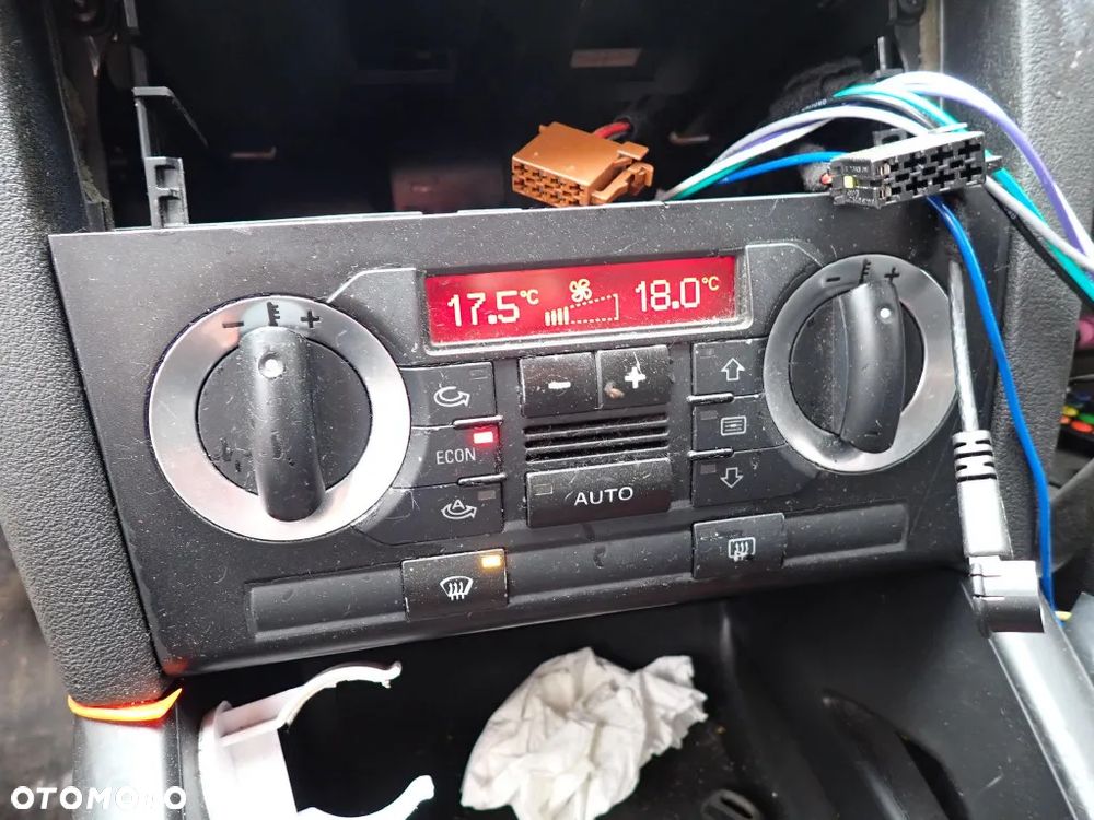 CZĘŚCI - Audi A3 8P 1,6FSI 115KM BAG 6B GVV HB 3D 2004r. INDEX - 9393 - 11