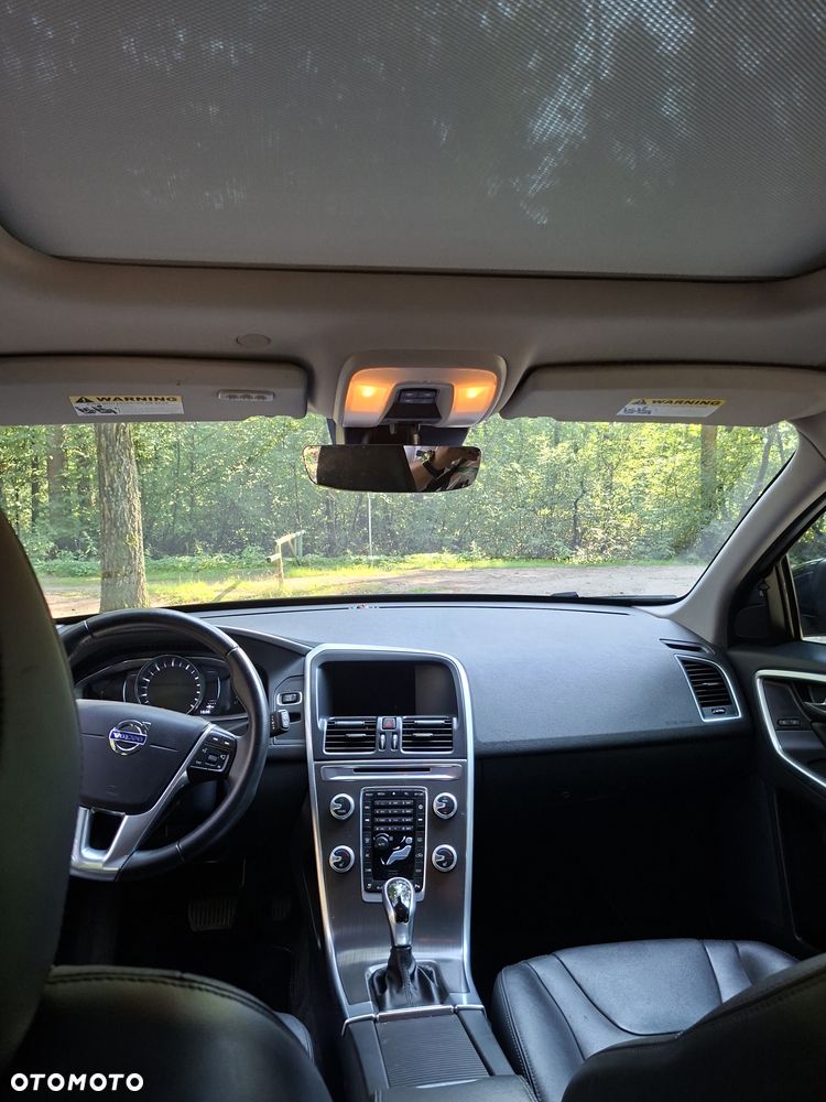 Volvo XC 60 T5 Geartronic Summum - 17
