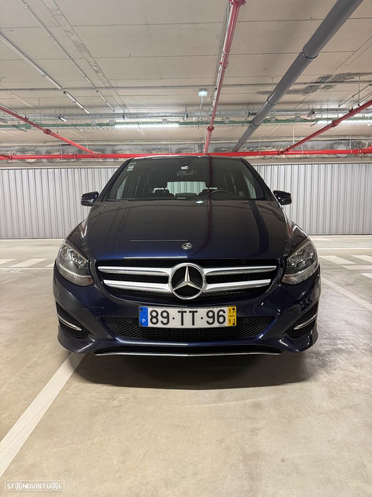 Mercedes-Benz B 180 - 19