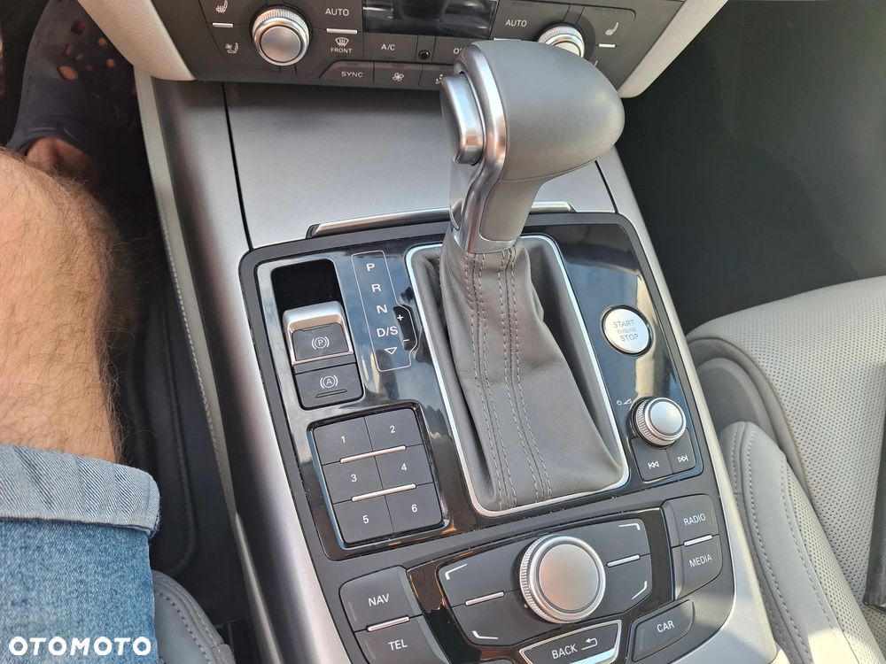 Audi A6 Limousine 2.8 FSI Quattro S tronic - 17