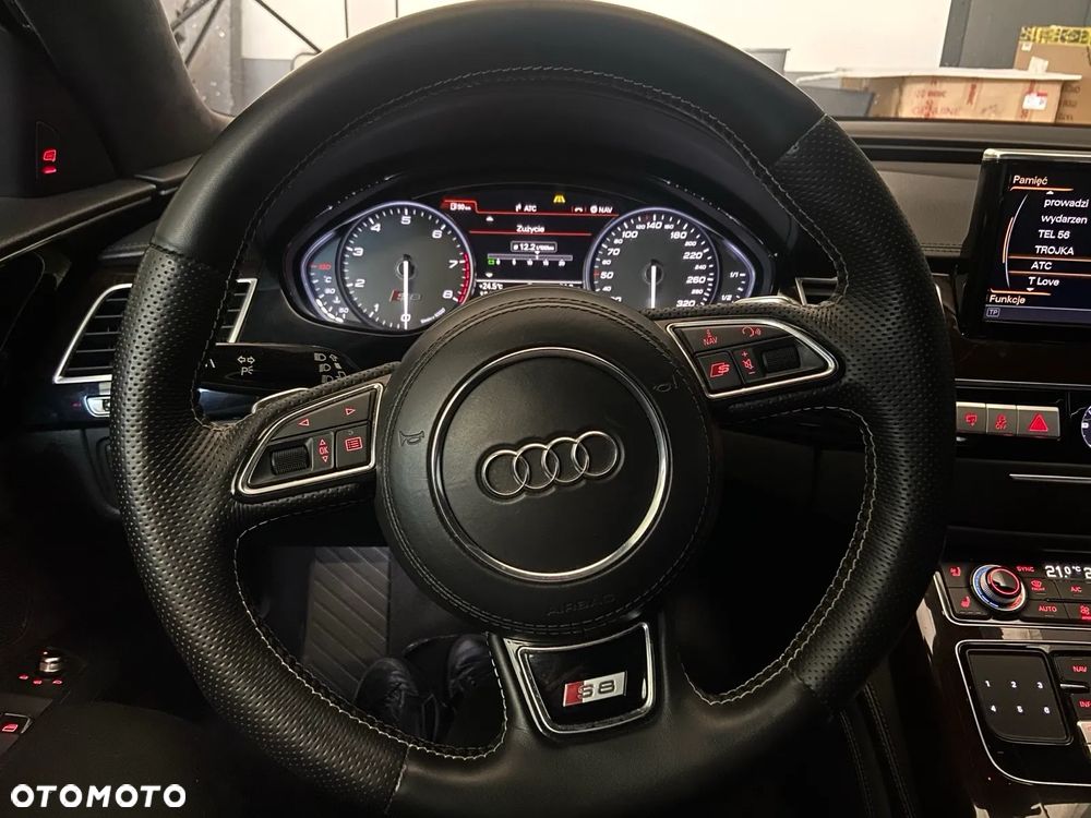 Audi S8 Plus 4.0 TFSI Quattro - 23