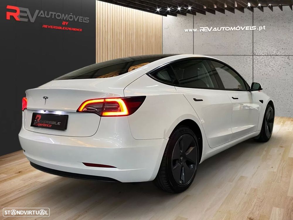 Tesla Model 3 Standard Range Plus RWD - 4