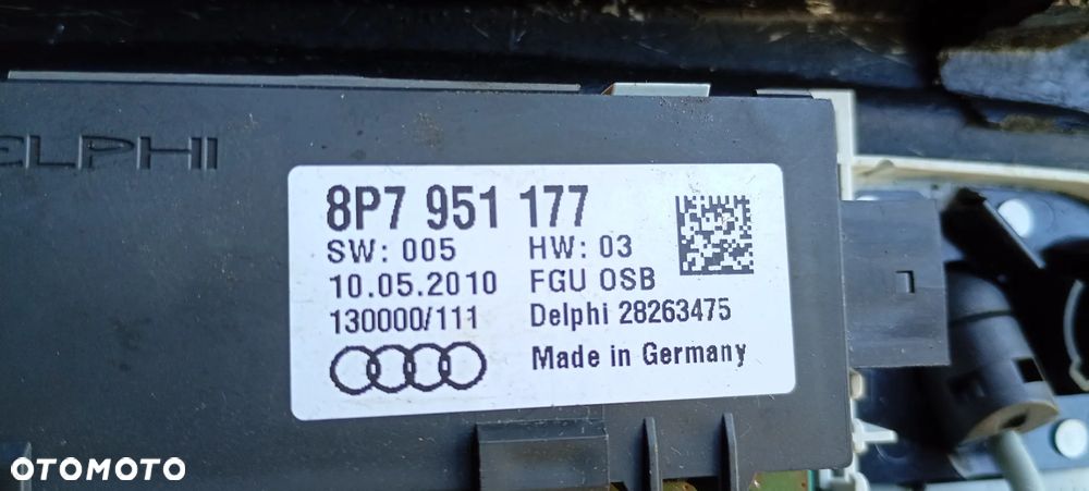 Tapicerka ramy szyby podsufitka lampka Audi A3 8P Cabrio 8P7951177 8P7867360 - 11