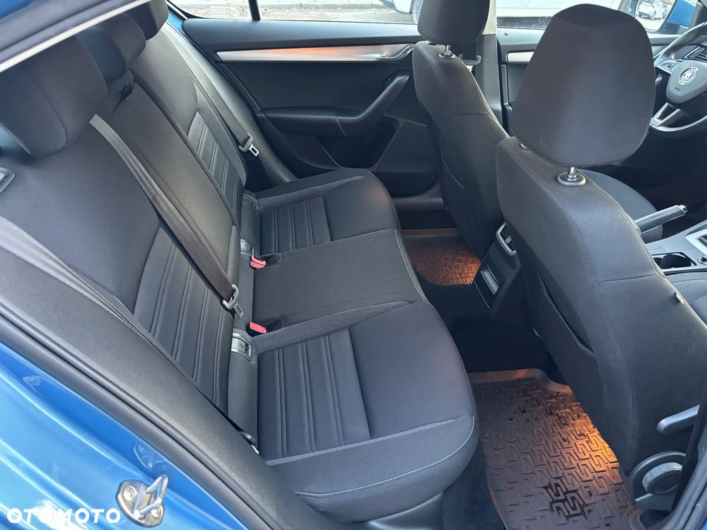 Skoda Octavia 1.6 TDI Ambition - 9