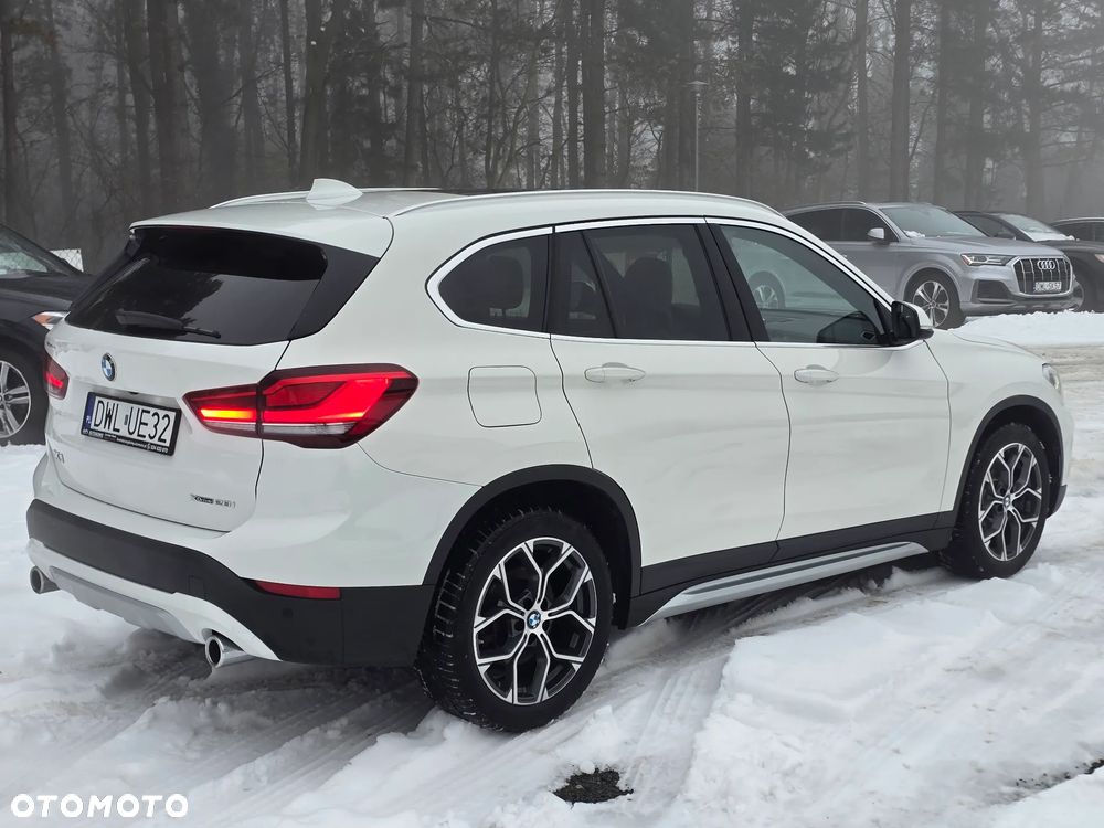 BMW X1 xDrive25i xLine sport - 8